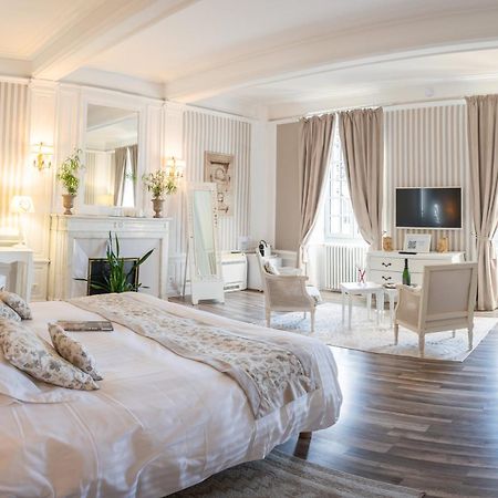 Maison D'Hotes "Les Jardins De Mazamet" Bagian luar foto
