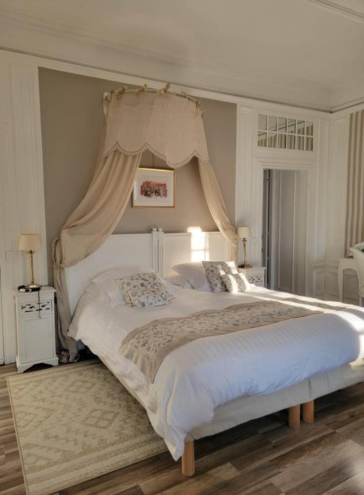 Maison D'Hotes "Les Jardins De Mazamet" Bagian luar foto