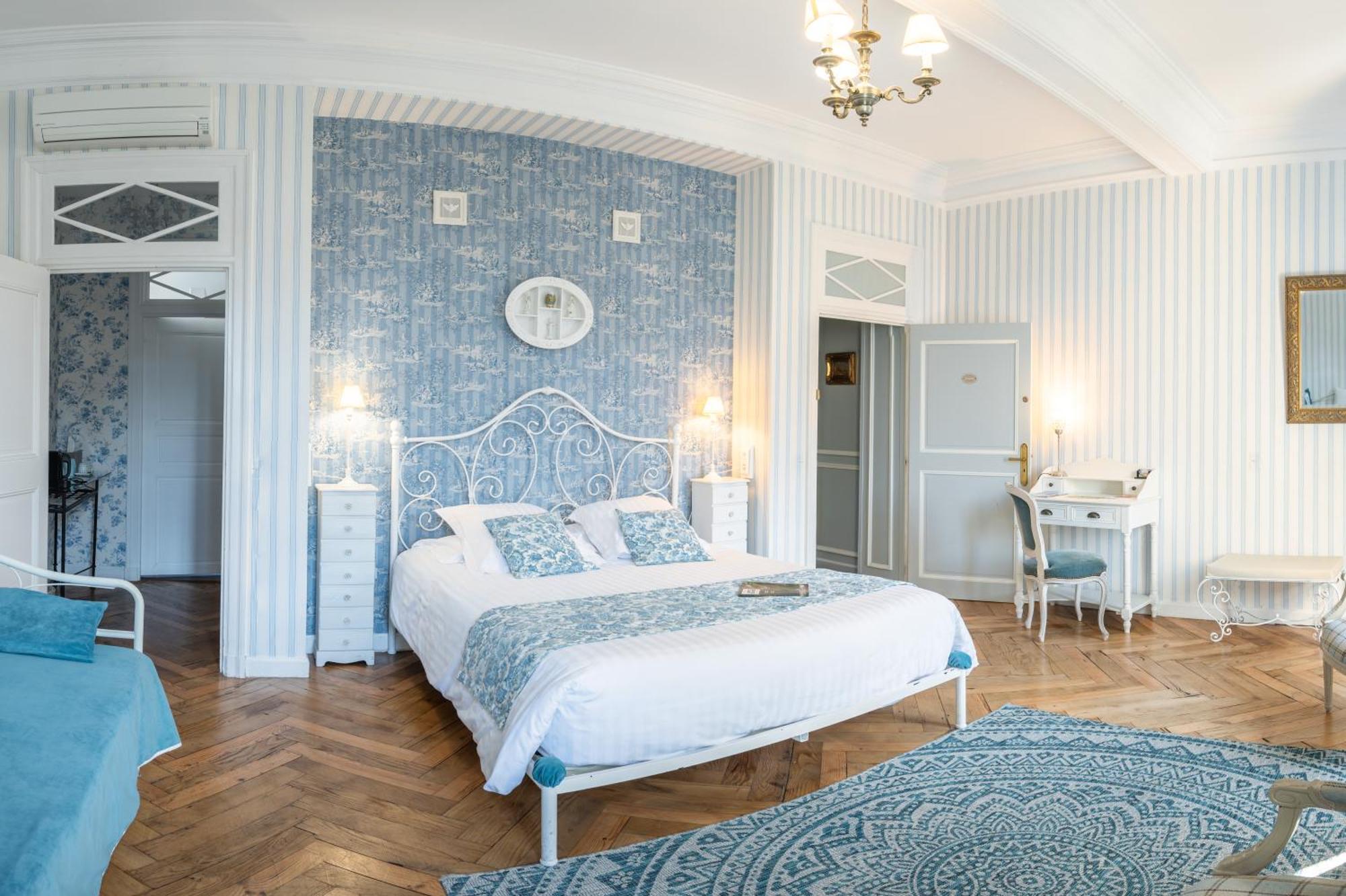 Maison D'Hotes "Les Jardins De Mazamet" Bagian luar foto