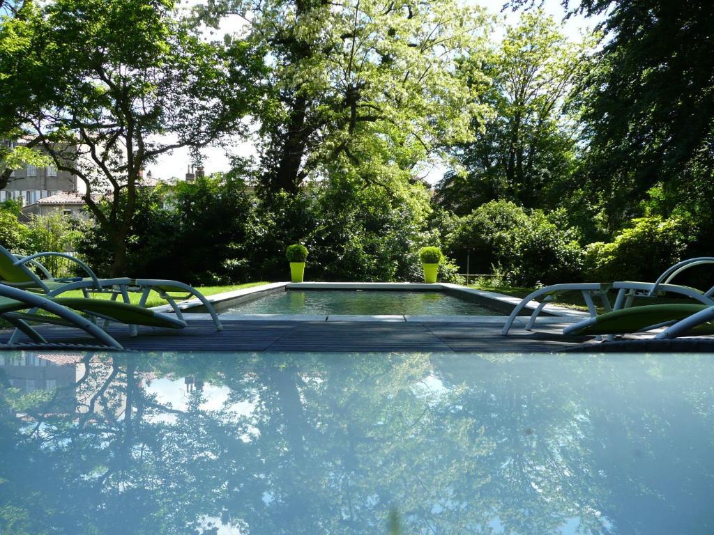 Maison D'Hotes "Les Jardins De Mazamet" Bagian luar foto